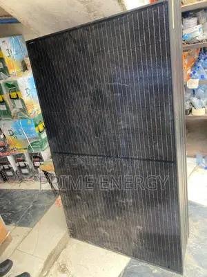 550w All-black Solar Panels