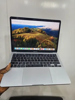 Laptop Apple MacBook Pro 2020 32GB Intel Core I7 SSD 512GB