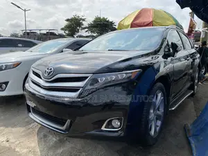 Photo - Toyota Venza 2015 Black