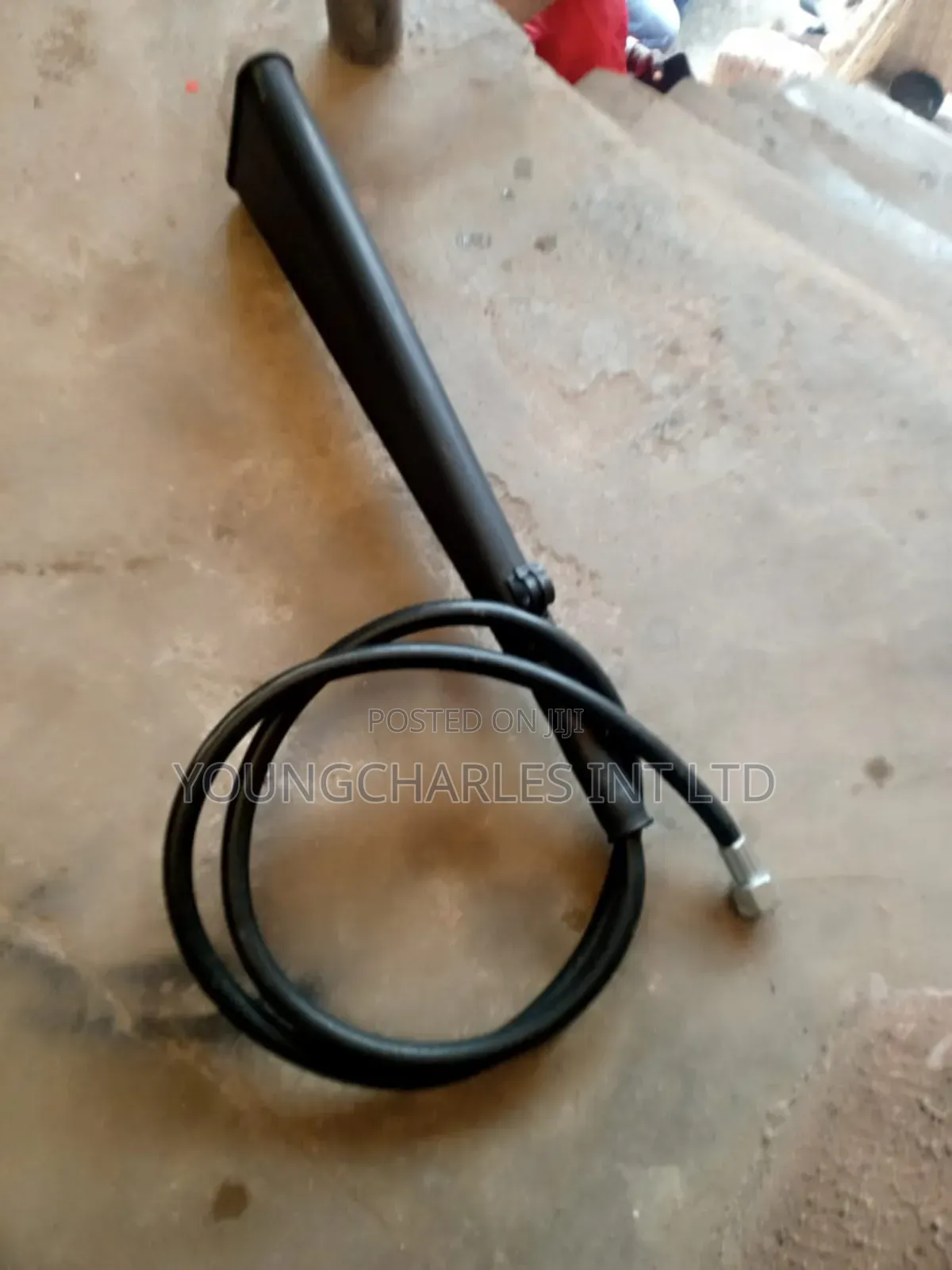 Long Co2 Horn.