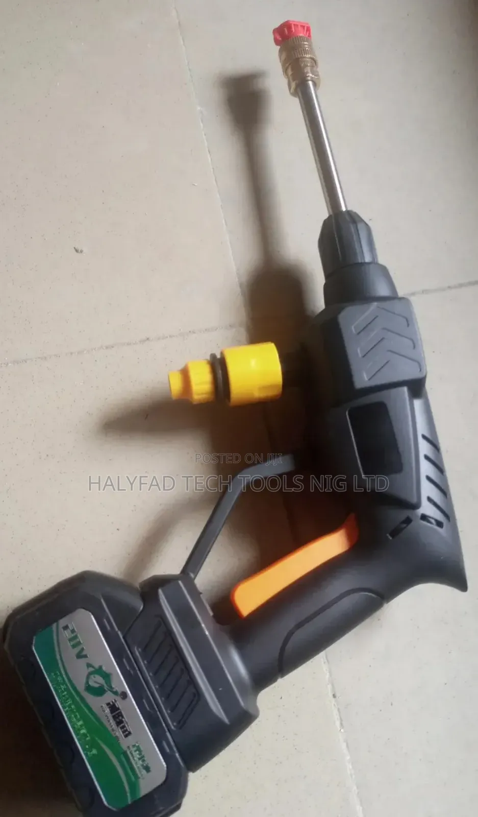 Cordless Pressure Washer