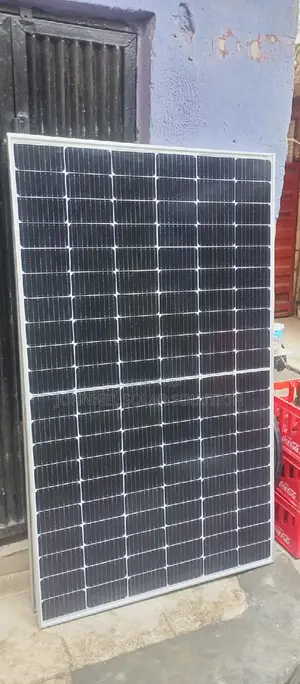 600w 120cell Canadian Solar Panel