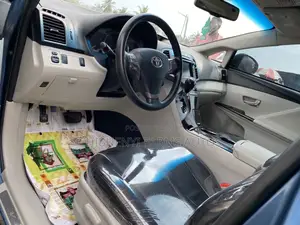 Toyota Venza V6 AWD 2010 Blue