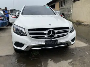 Mercedes-Benz GLC-Class 2017 White