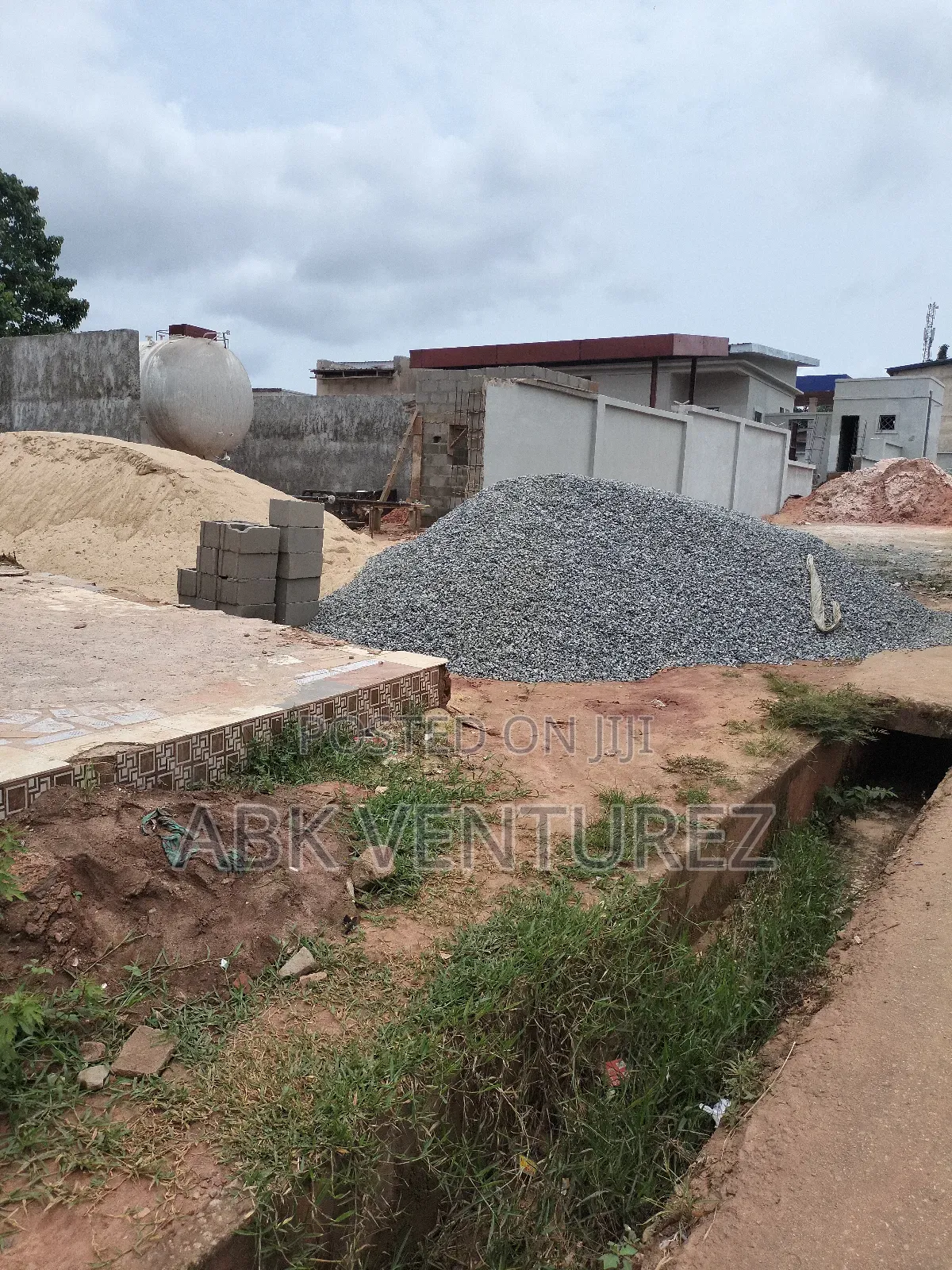 Filling Station Construction