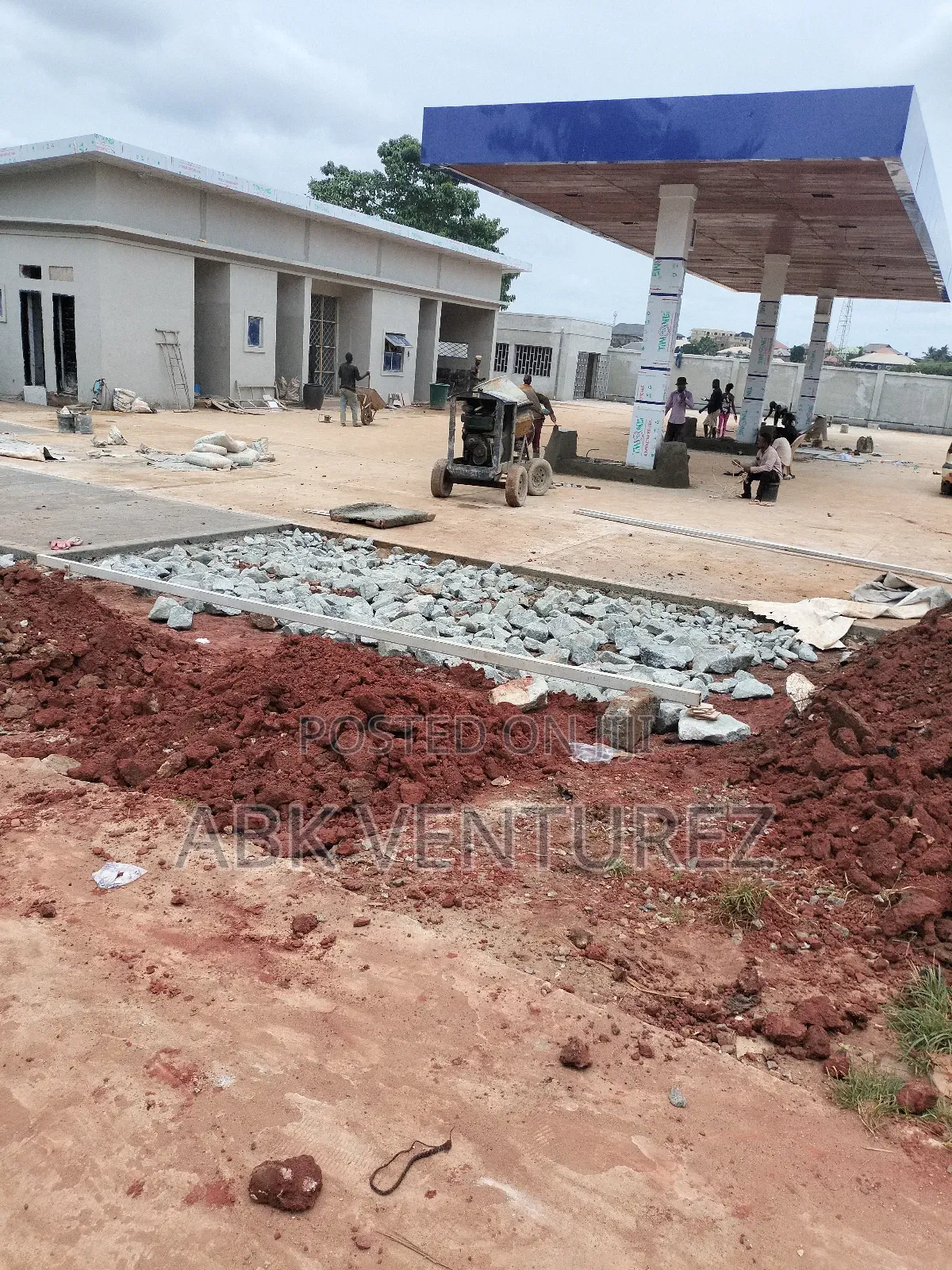 Filling Station Construction