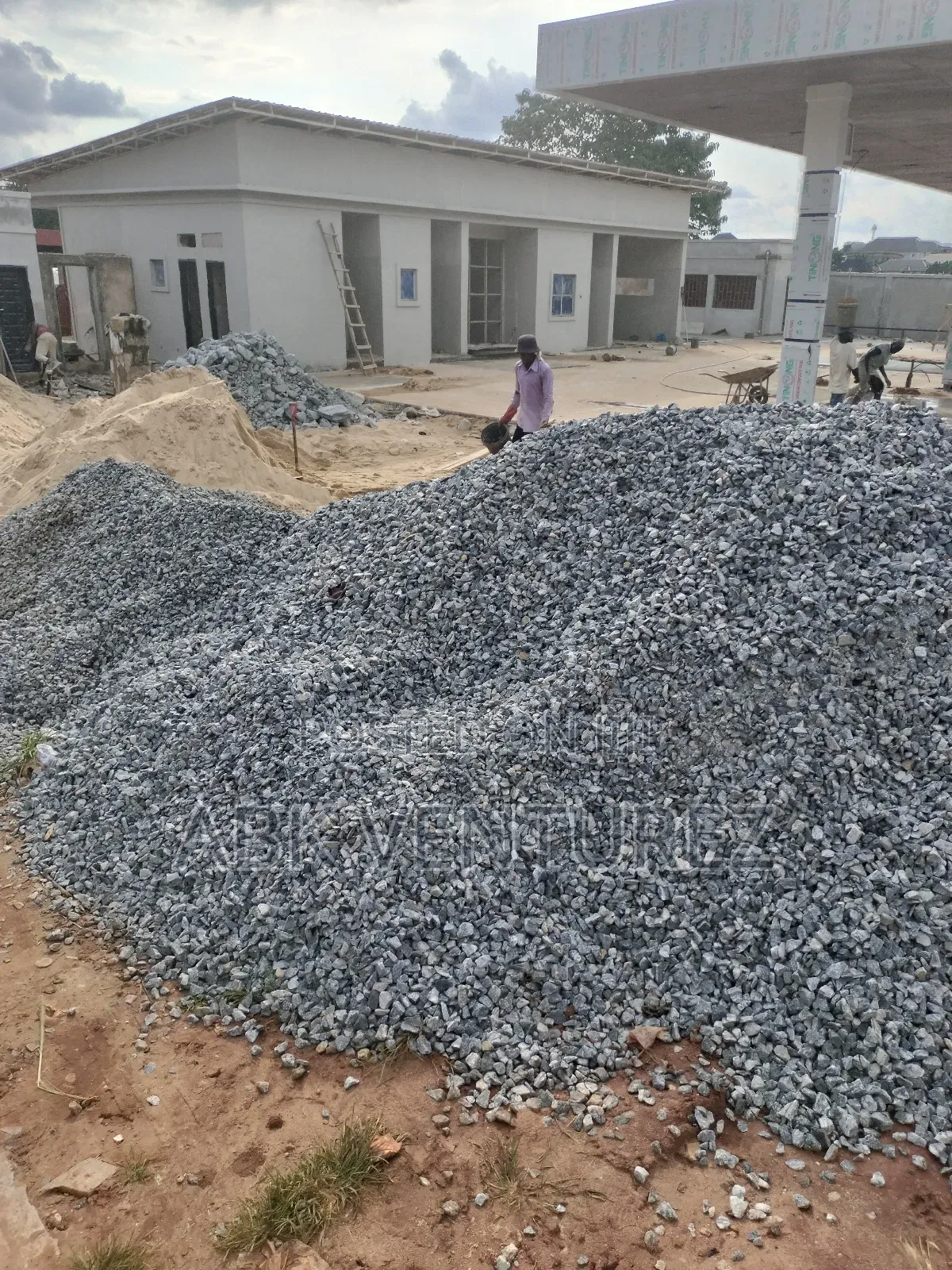 Filling Station Construction
