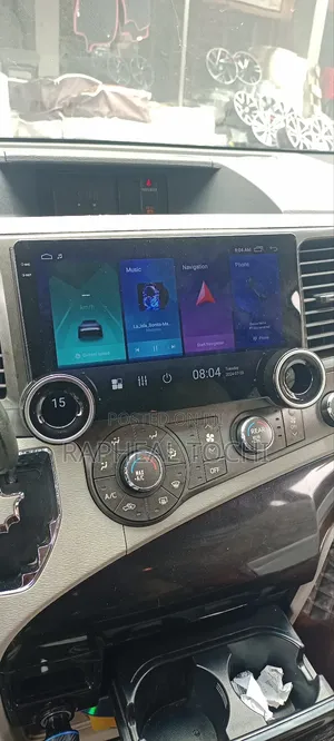 Toyota Sienna Android 2010 to 2018 11.13inc Screen