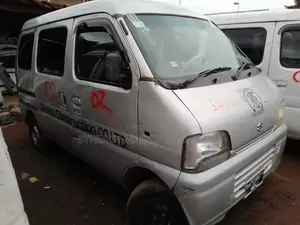 Suzuki Every 2010 Silver