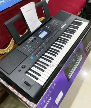 Photo - Yamaha Keyboard PSR-473