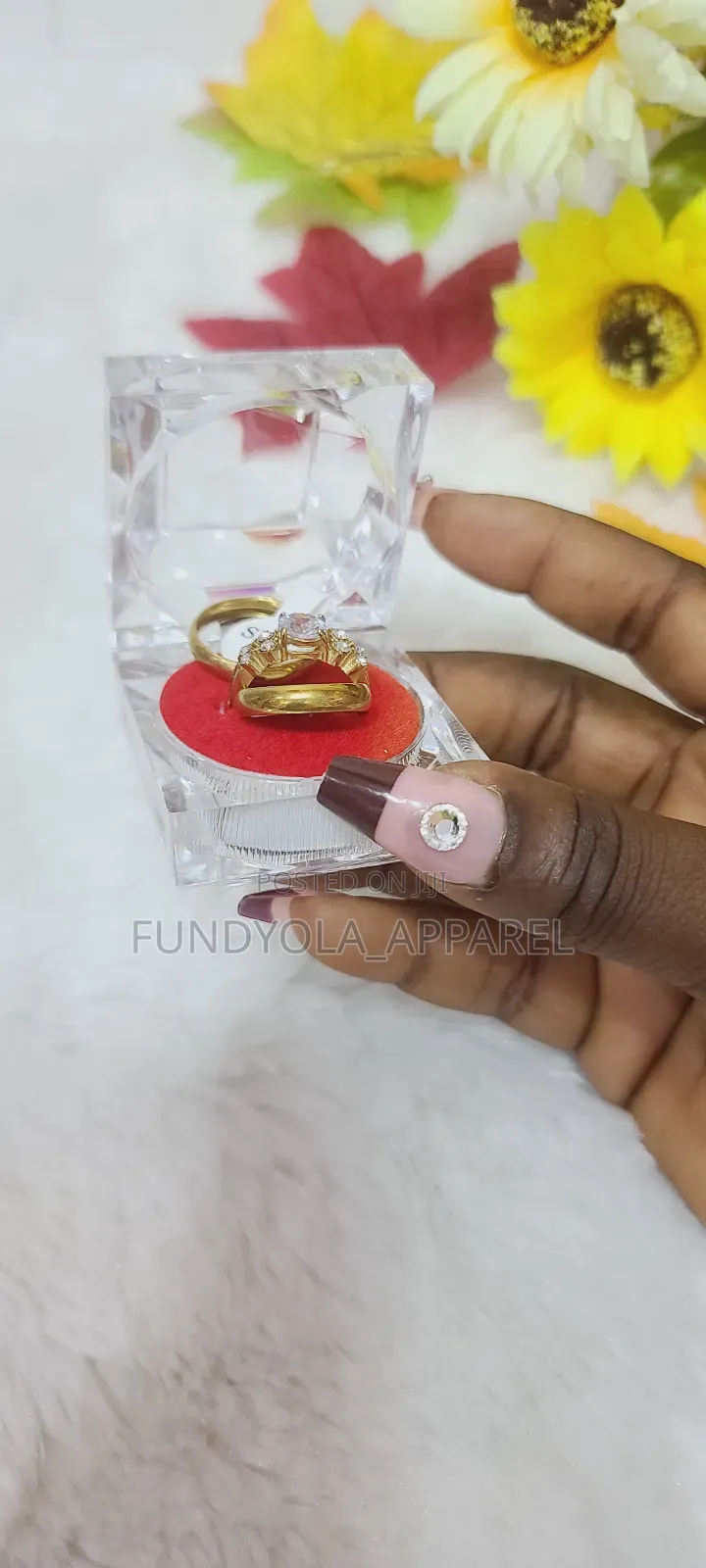 Gold Wedding Ring Set