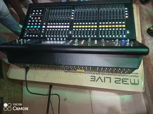 Midas M-32 Live Digital Mixer