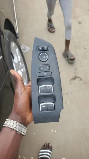 Tapping Glass 2018 /2020 Honda Accord