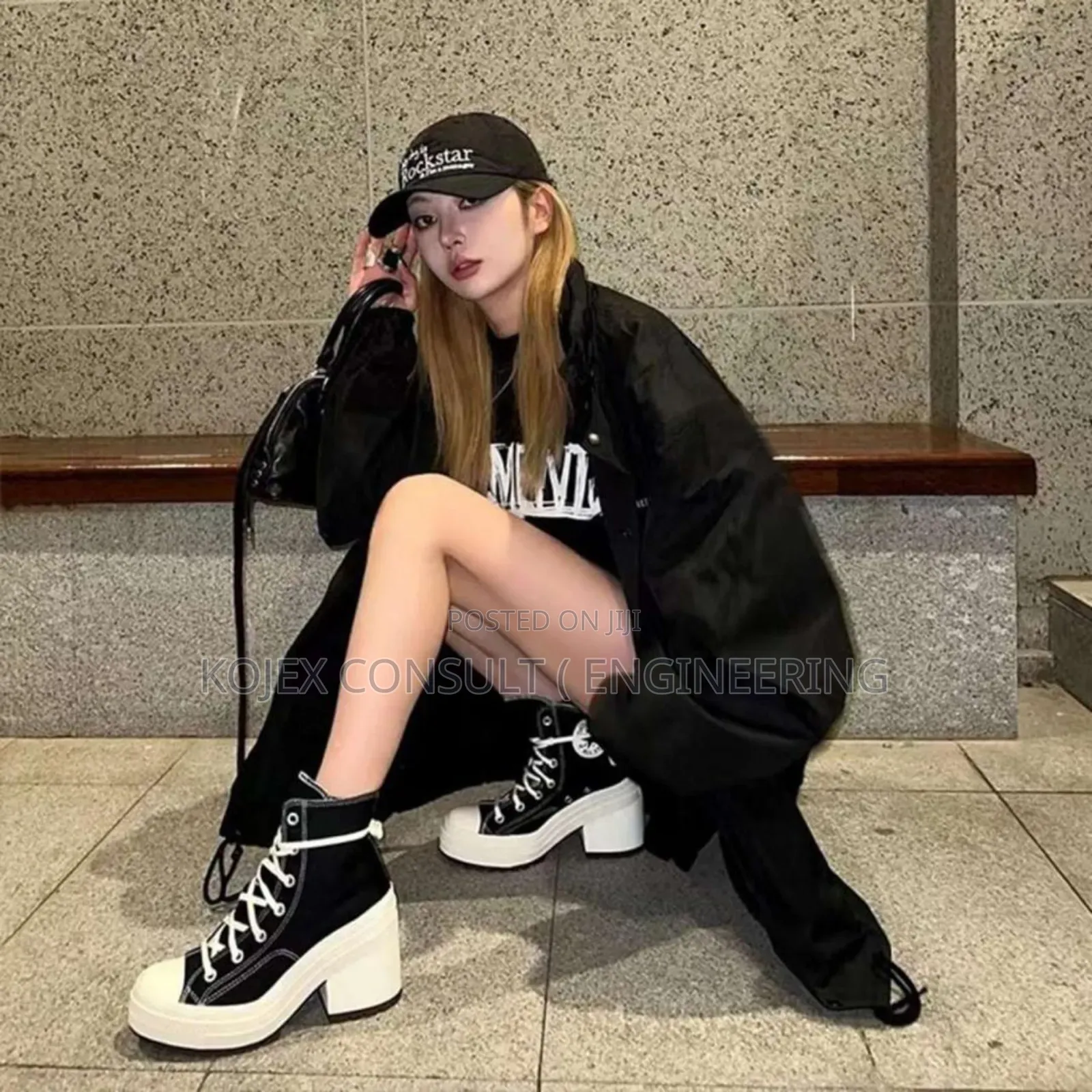 Converse Ladies Shoe