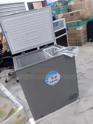 Functional 150 Liter Freezer-Aeon