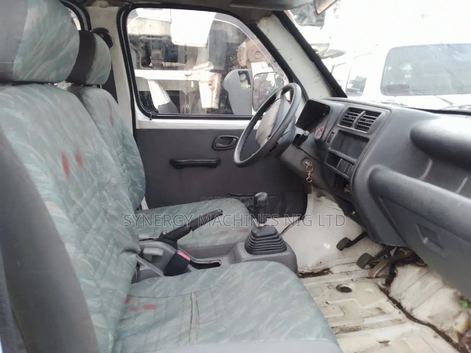 Suzuki Every 2010 White