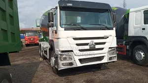 Foreign Used Howo Concrete Mixer 2017 White