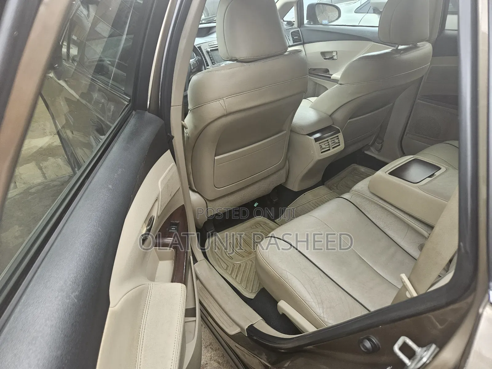 Toyota Venza V6 2012 Brown