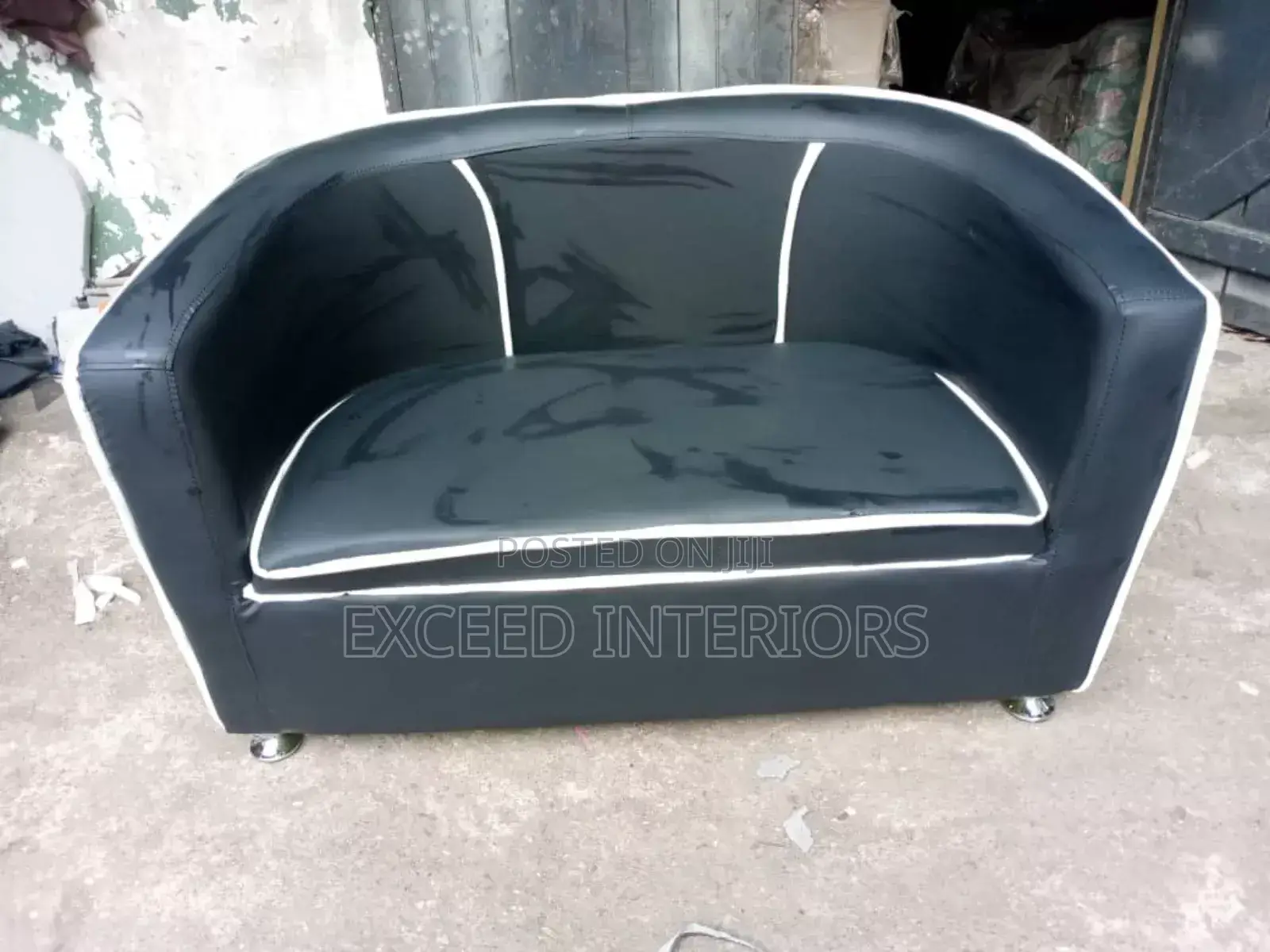 Quality Imported Two Seater Bucket Chair