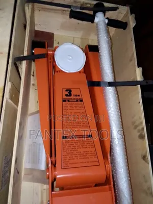 Floor Jack 3 Ton Long.