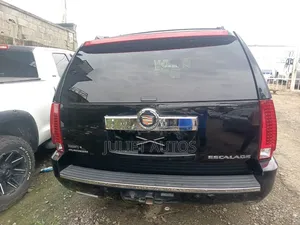 Cadillac Escalade 2015 Black