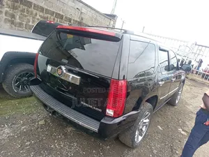 Cadillac Escalade 2015 Black