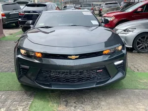 Photo - Chevrolet Camaro 2017 Gray