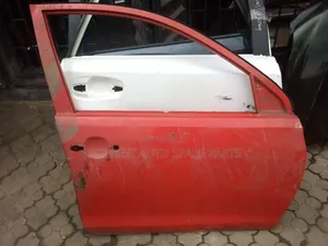 Toyota Matrix 06 Empty Door Front Right Side
