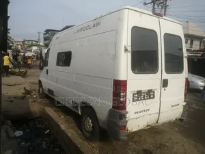Peugeot Boxer 2005 White