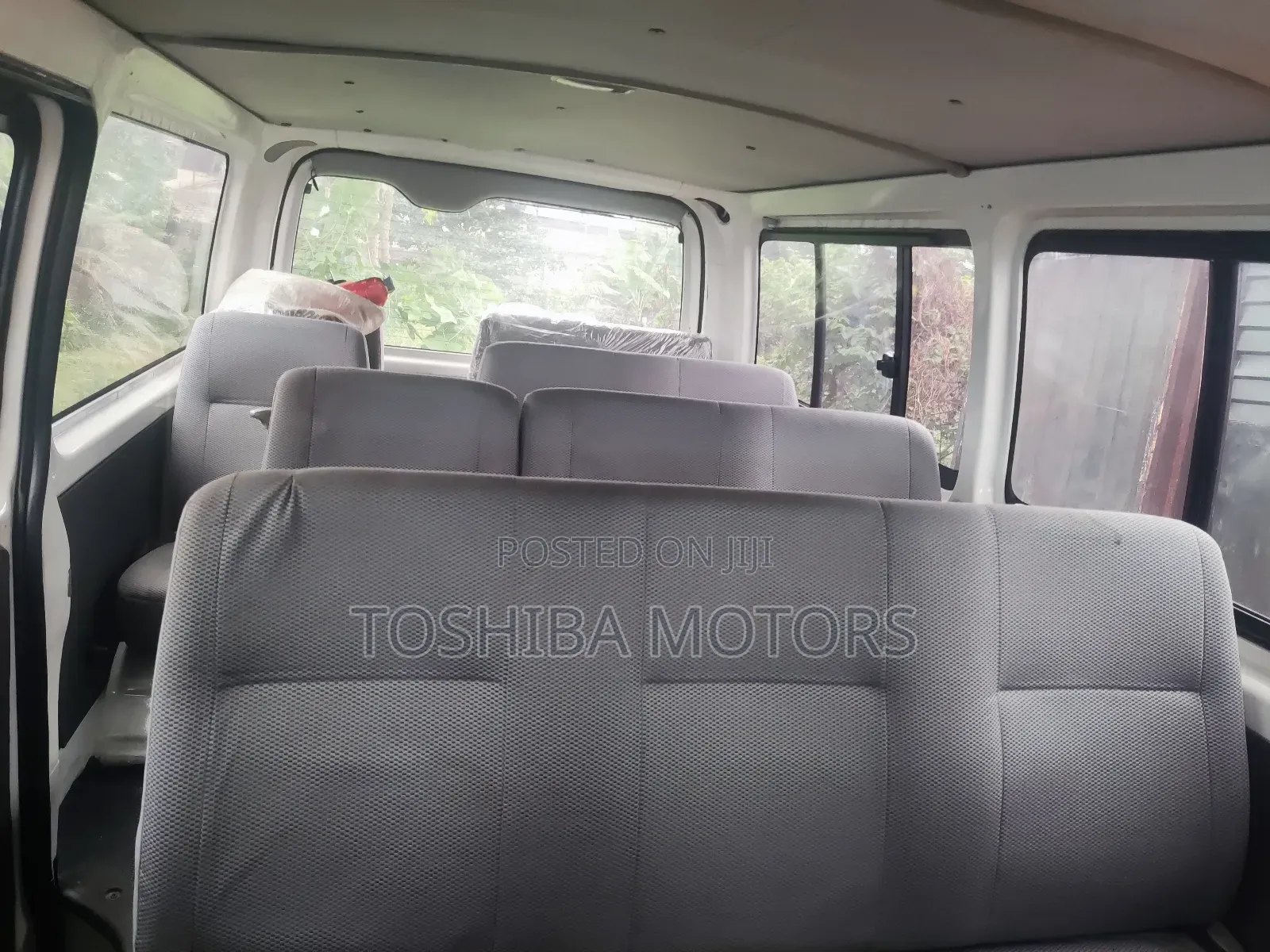Toyota HiAce 2014 White