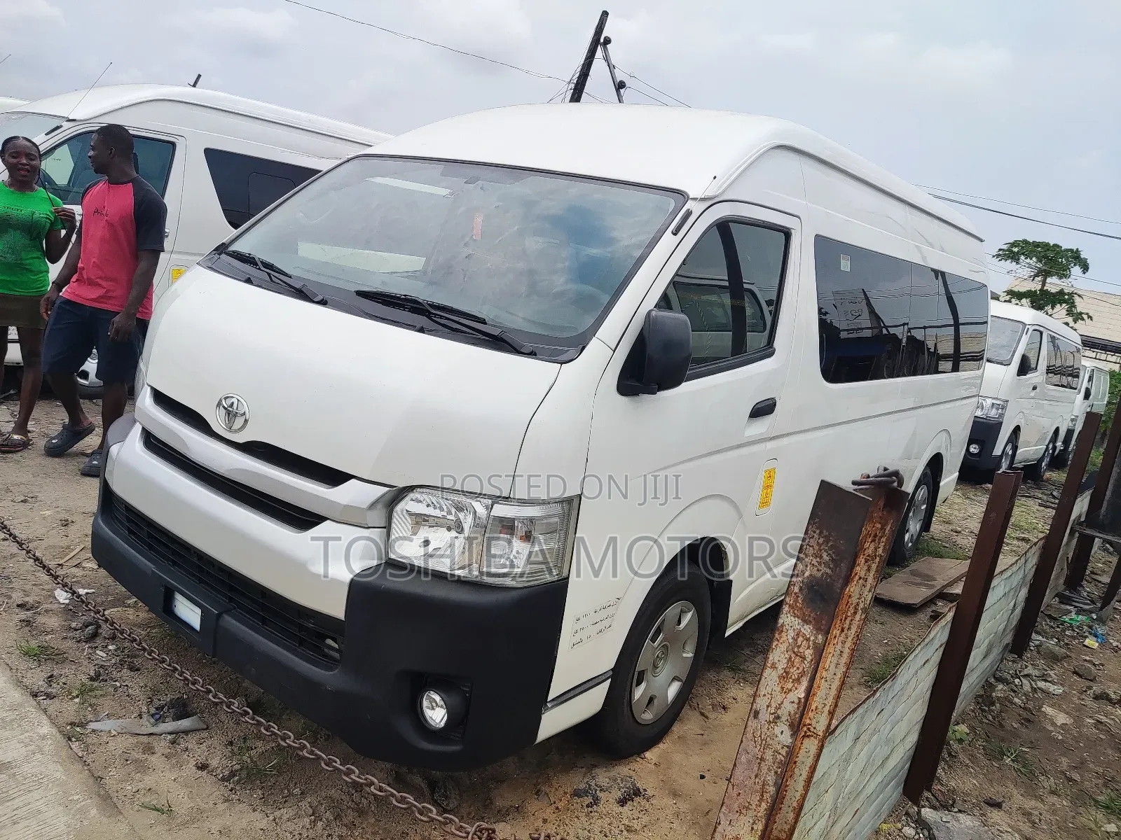 Toyota HiAce 2017 White