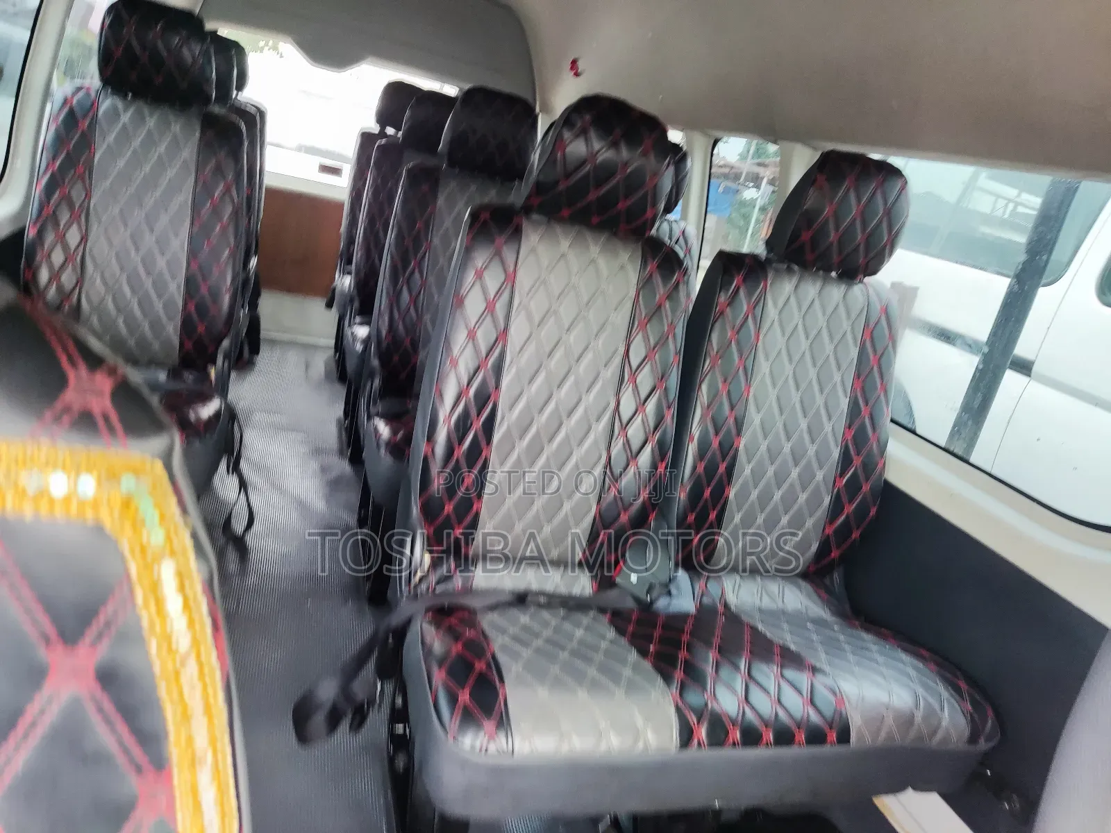 Toyota HiAce 2017 White