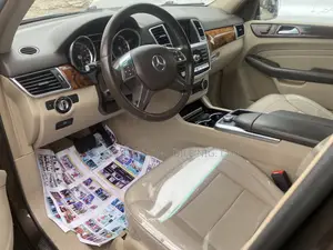 Mercedes-Benz M Class 2014 Brown