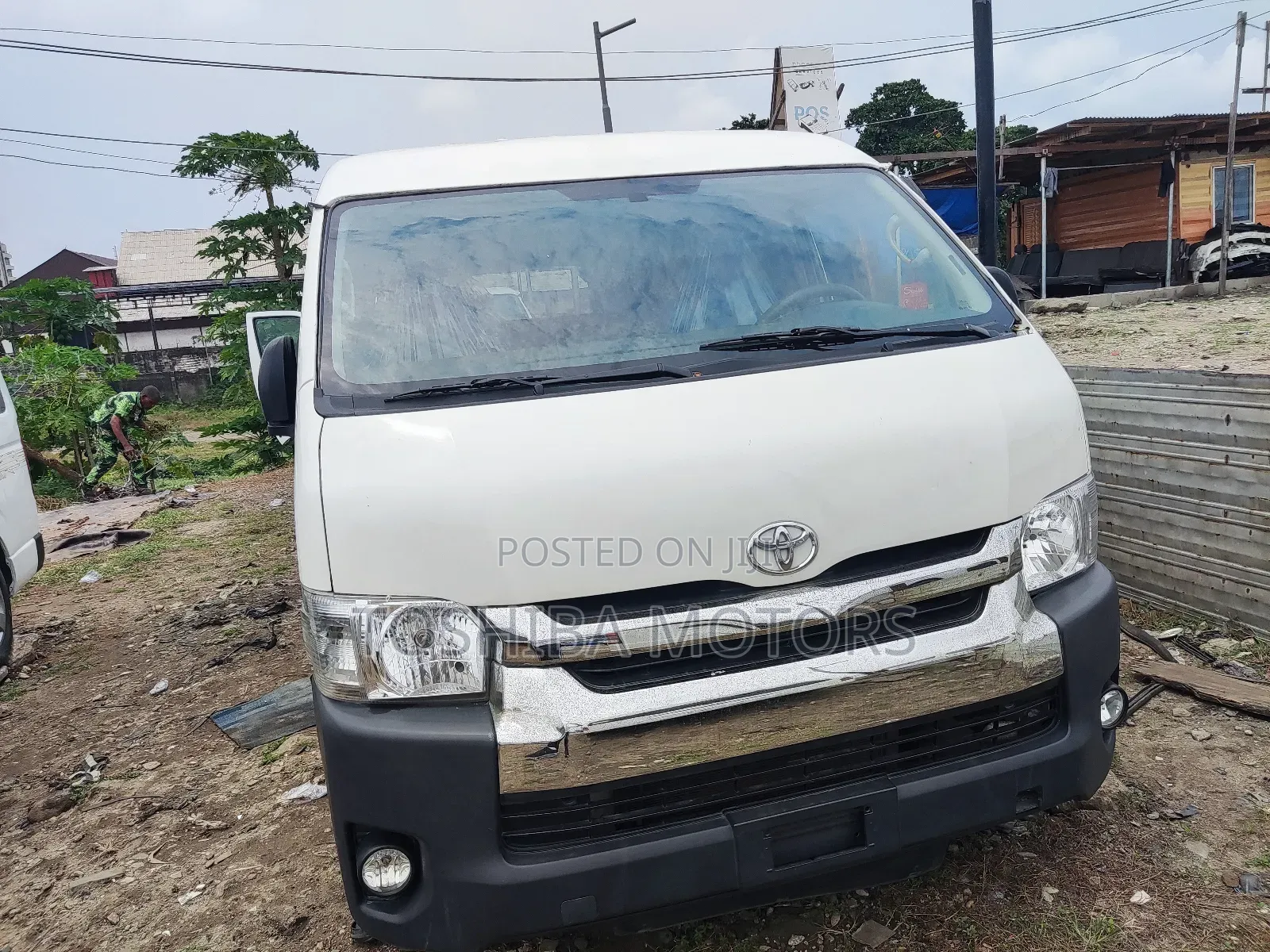Toyota HiAce 2012 White