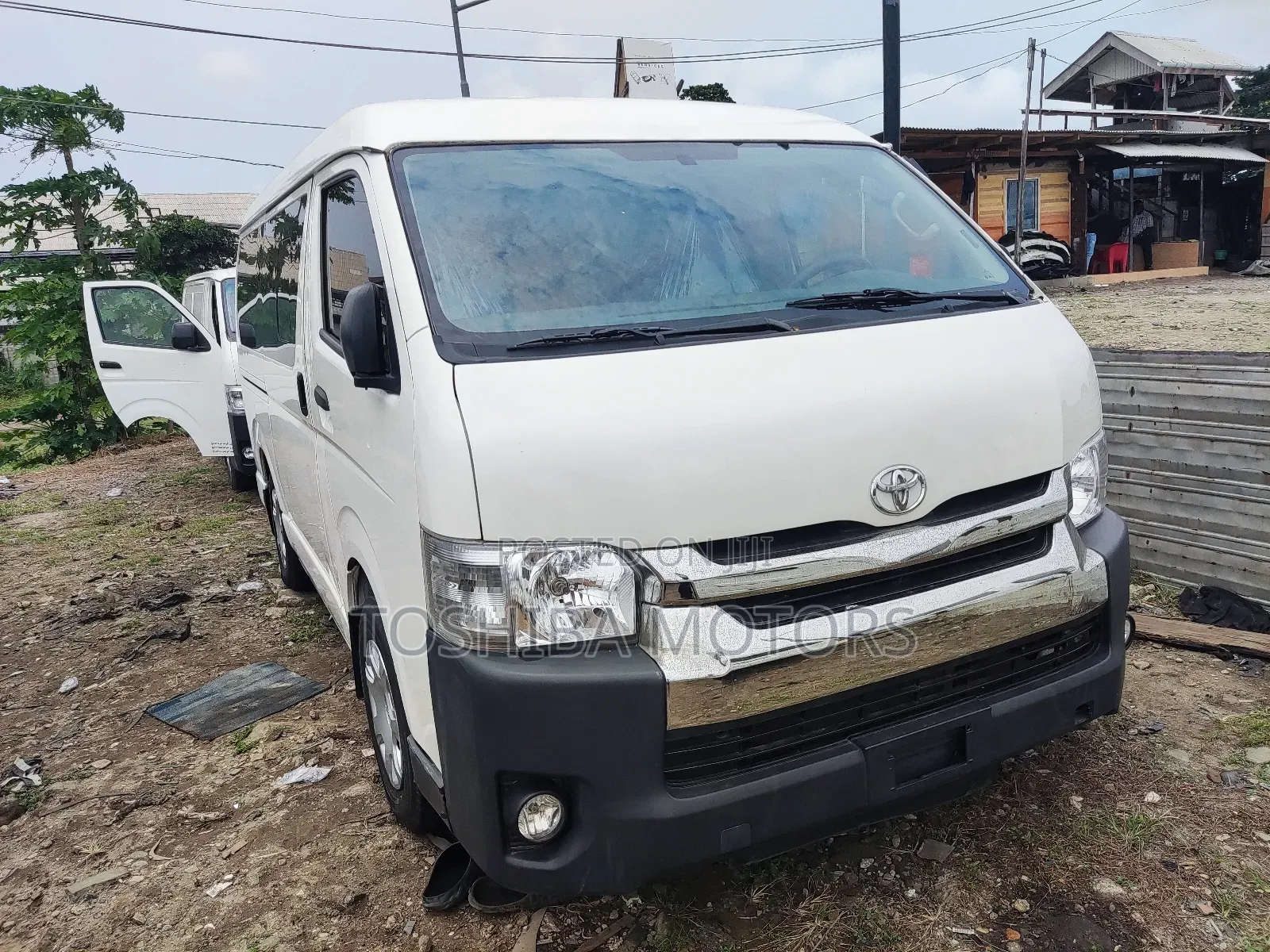 Toyota HiAce 2012 White