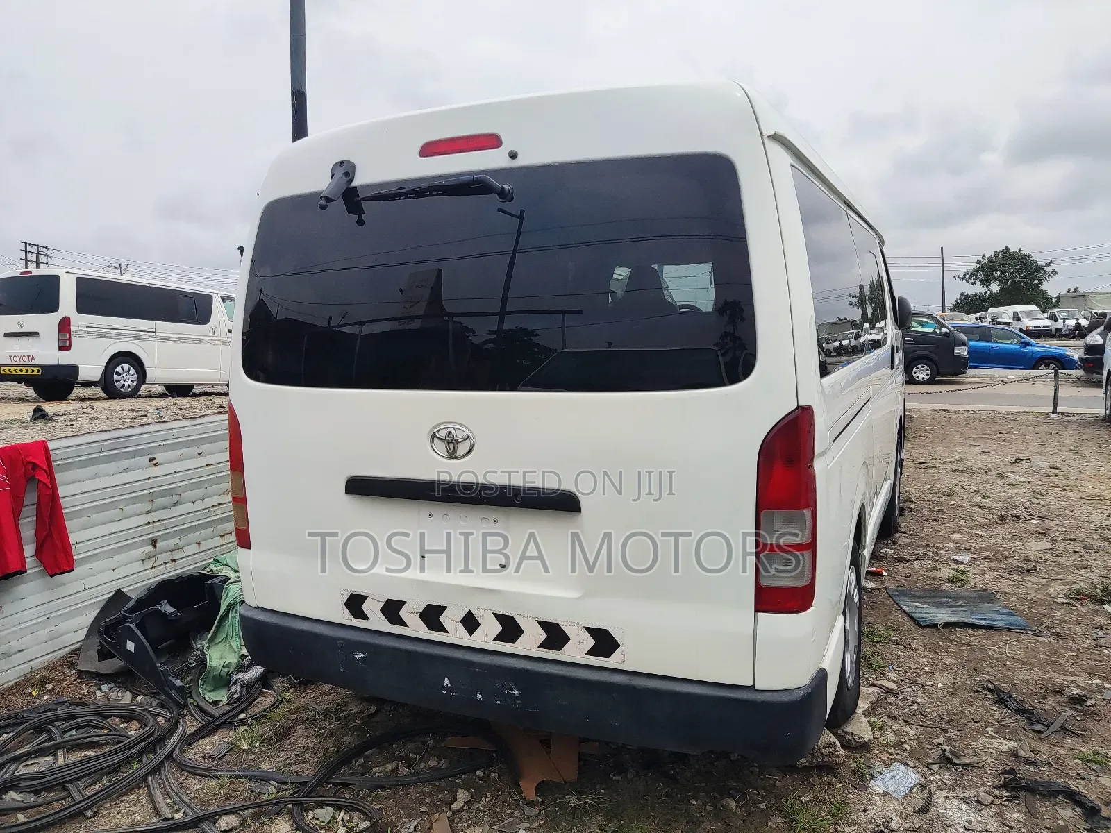Toyota HiAce 2012 White