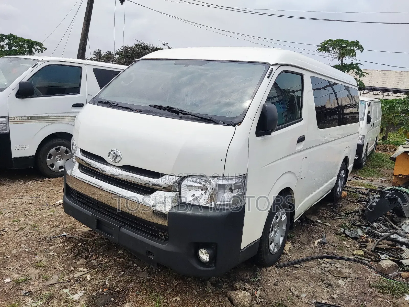 Toyota HiAce 2012 White
