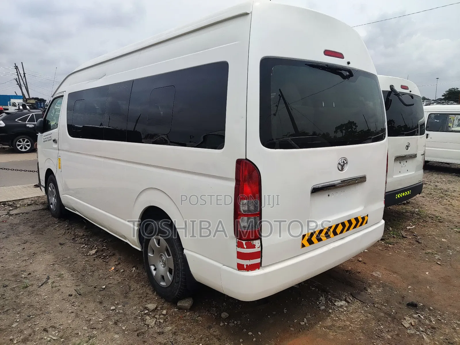 Toyota HiAce 2017 White