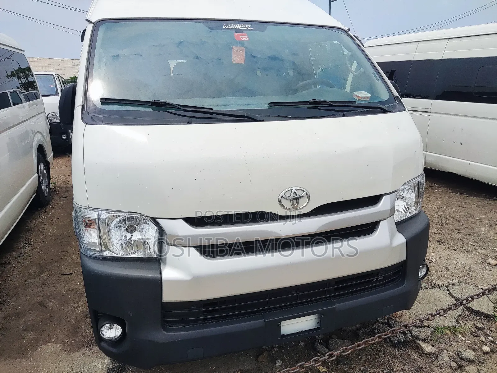 Toyota HiAce 2017 White