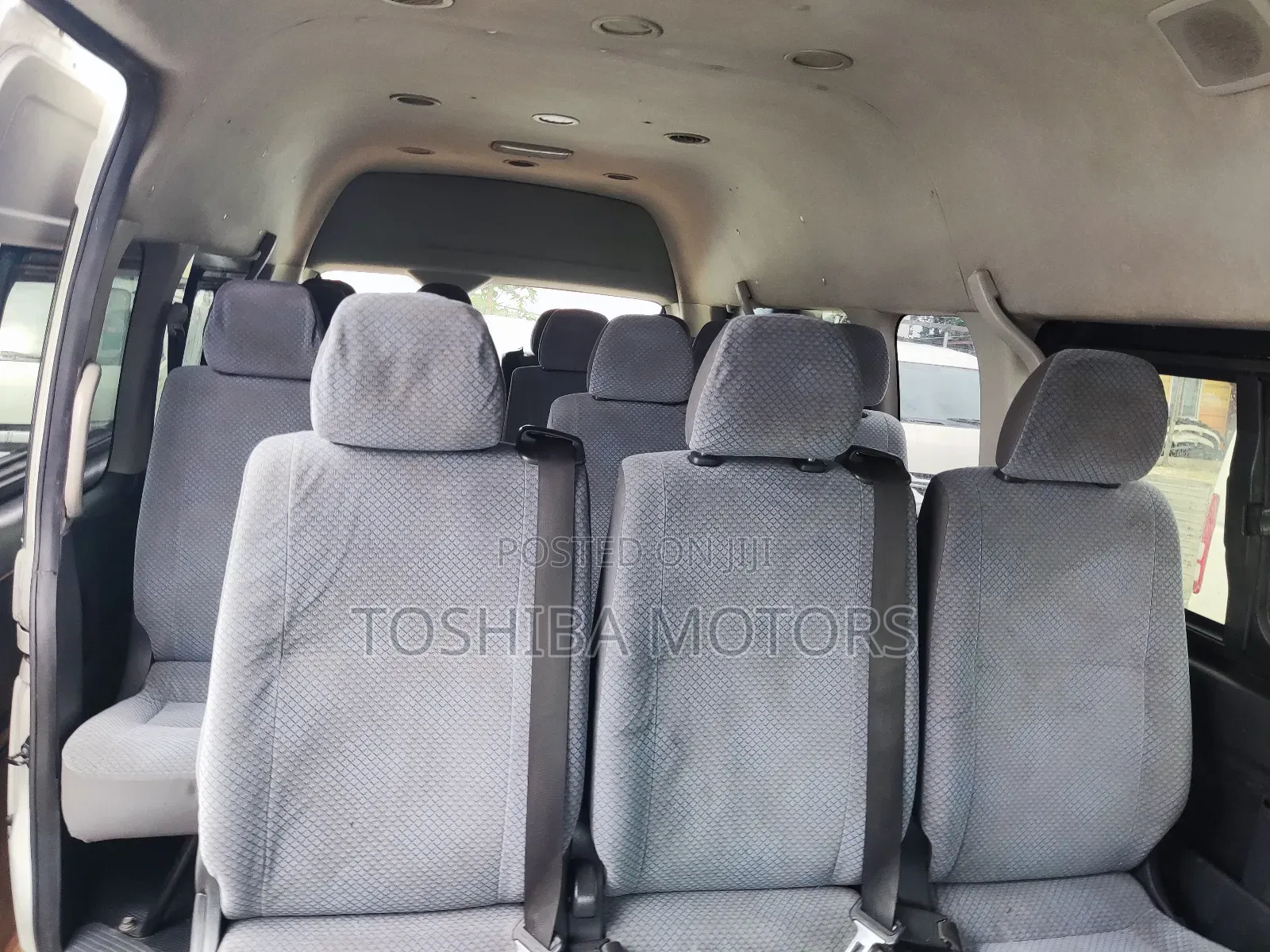 Toyota HiAce 2017 White