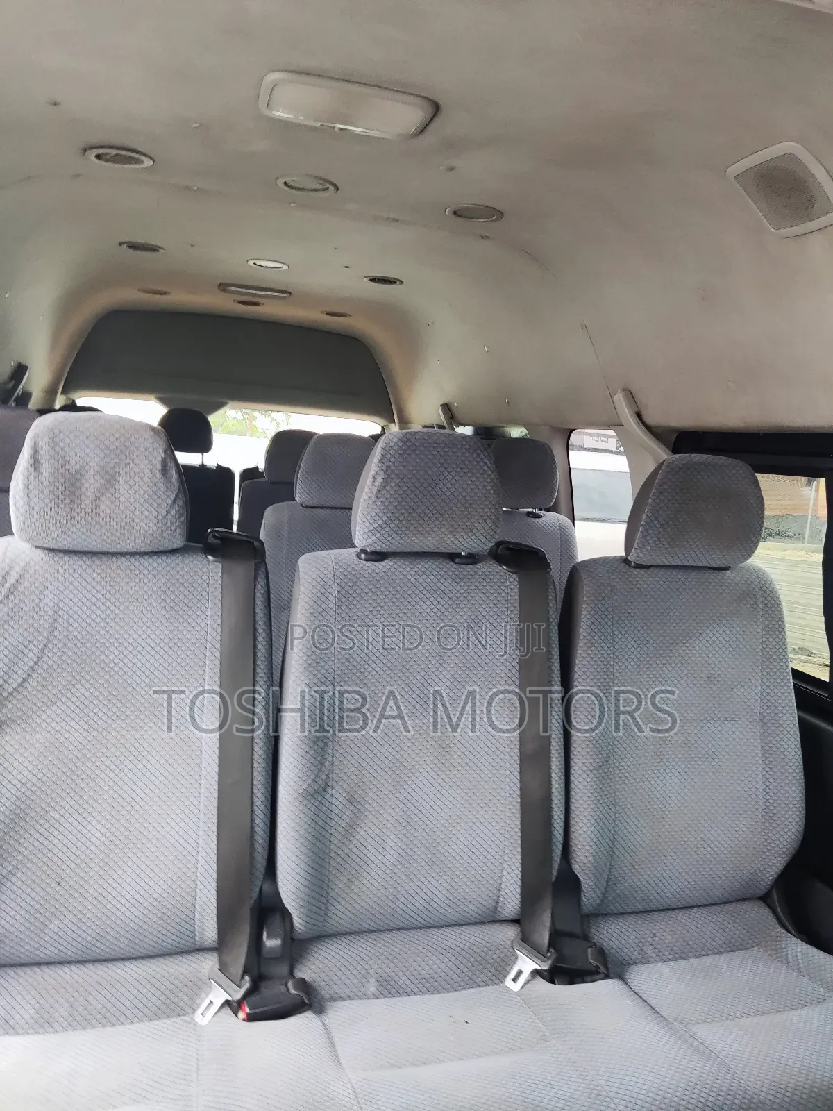 Toyota HiAce 2017 White