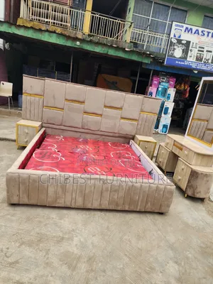 Quality 6by6 Complete Set of Upholstery Padded Bed