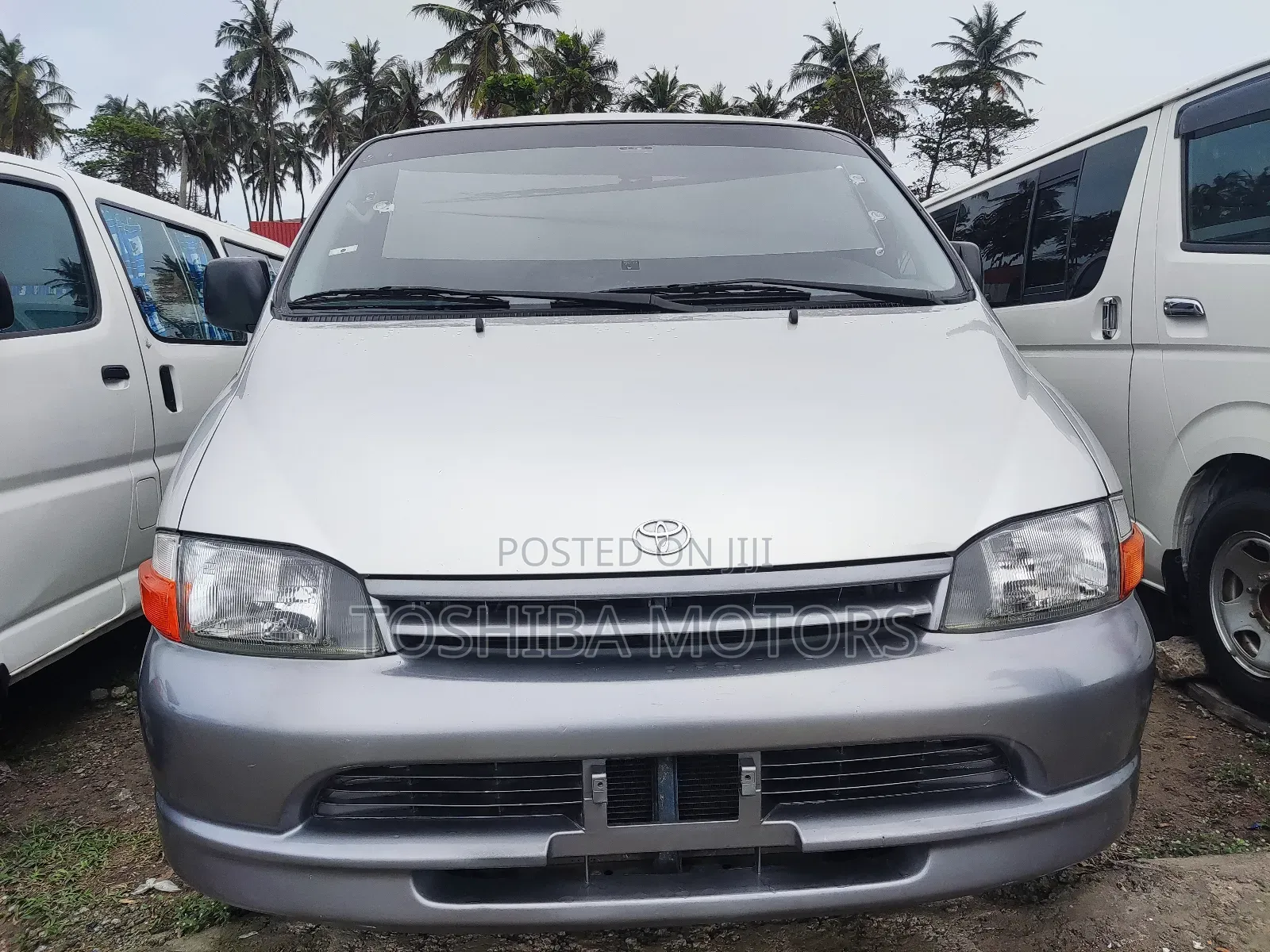 Toyota HiAce 2004 Silver