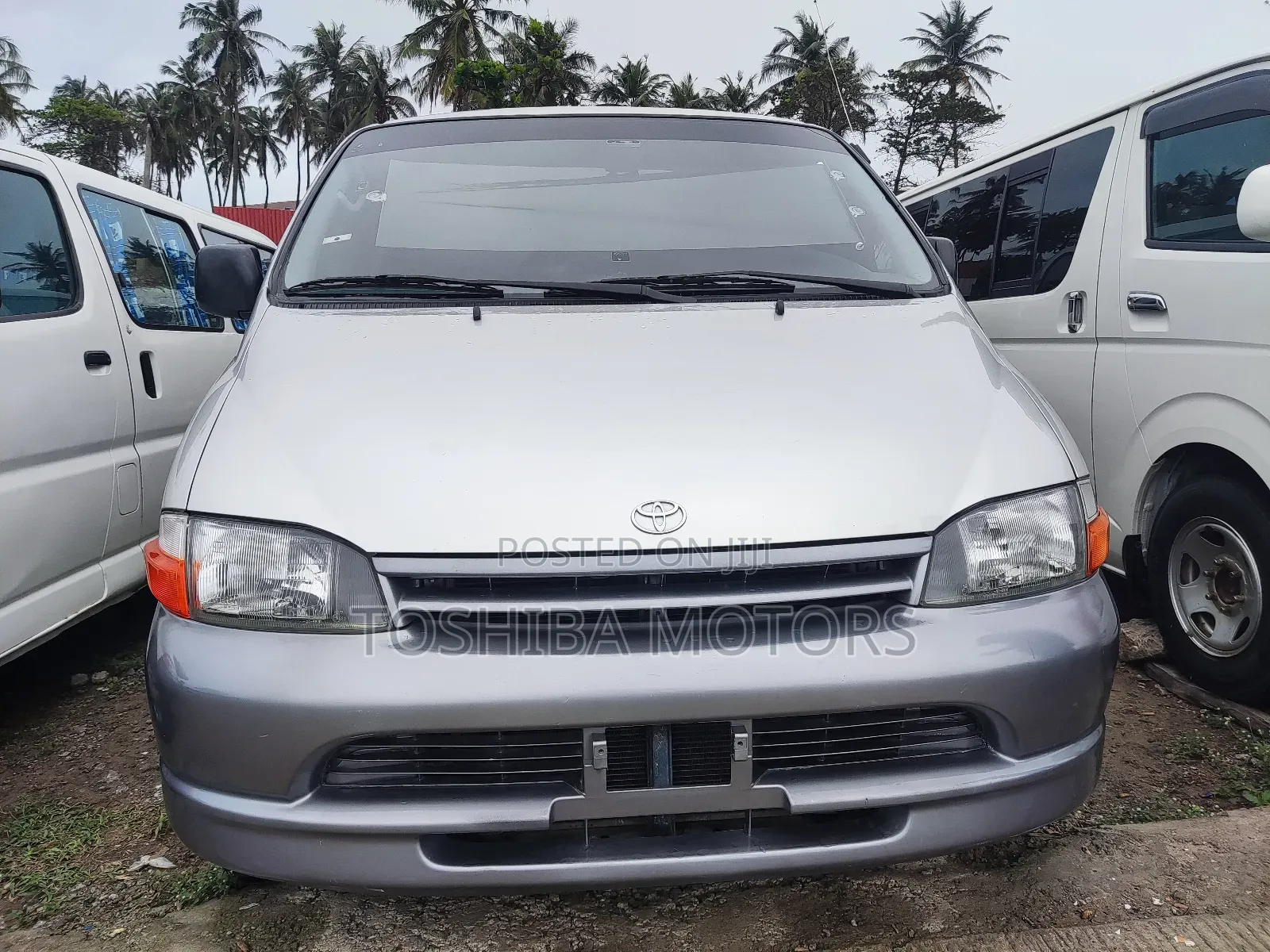 Toyota HiAce 2004 Silver