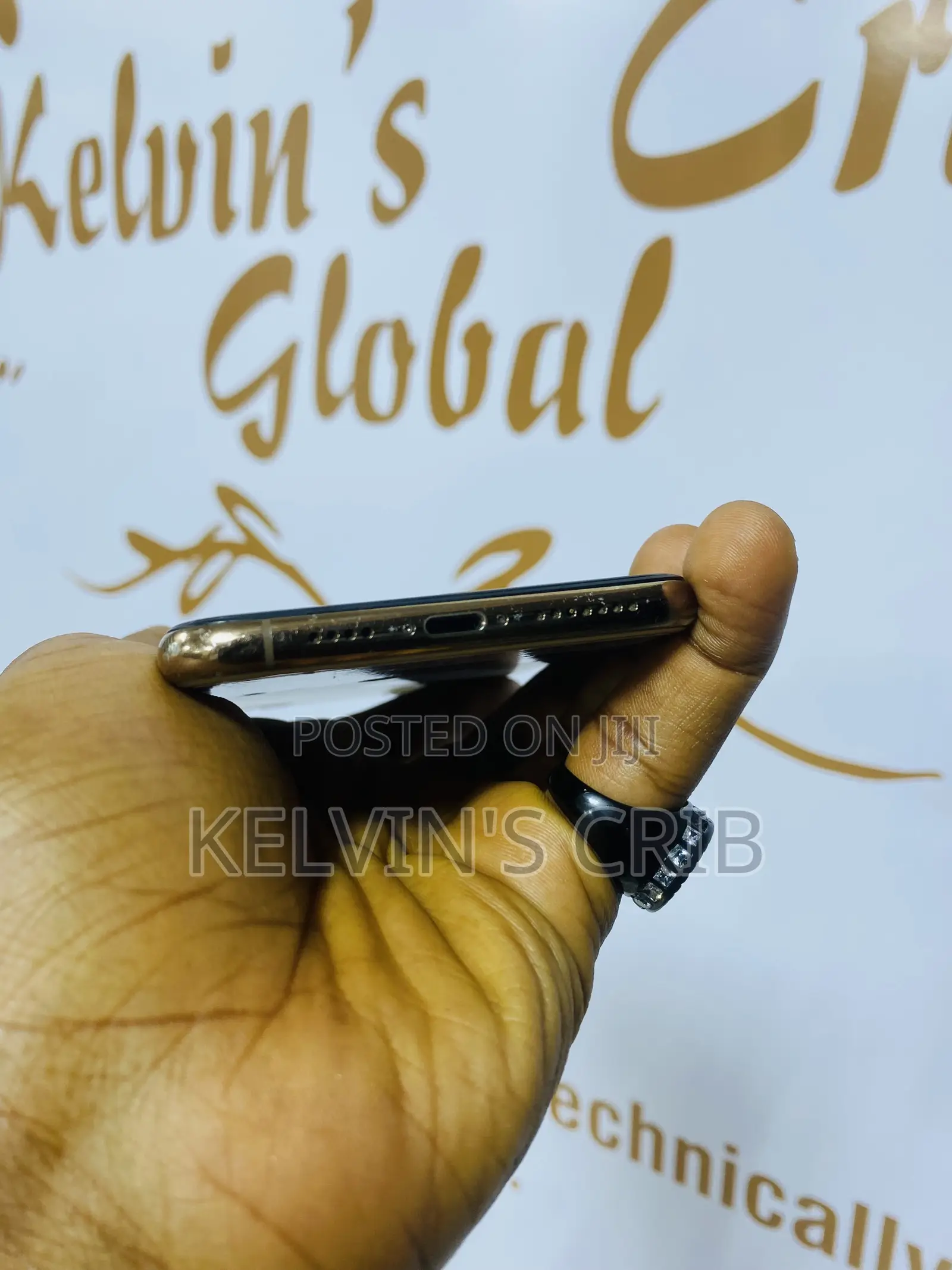 Apple iPhone 11 Pro Max 64 GB Gold