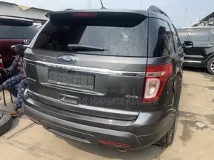 Ford Explorer 2015 Gray