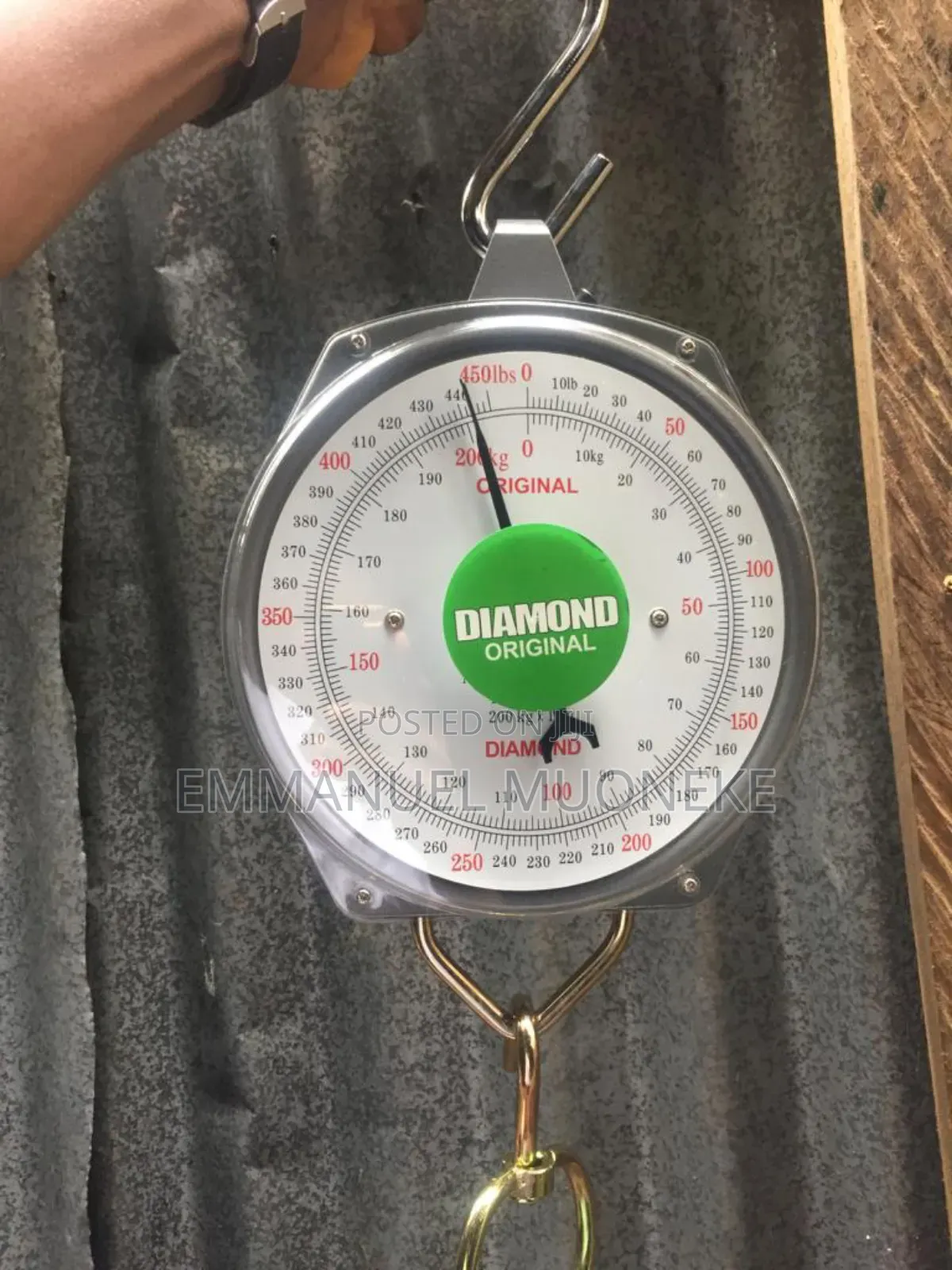 Hanging Scale Diamond