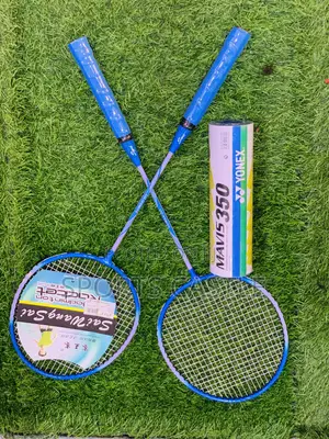 Minton Racket With Quality Shuttle Cork