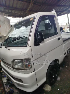 Photo - Daihatsu Hiject Pick-Up Truck 2010 White
