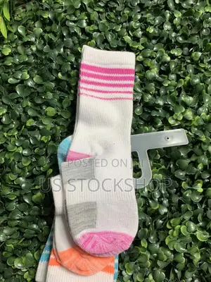 Photo - Boys And Girls Colored Tips Socks